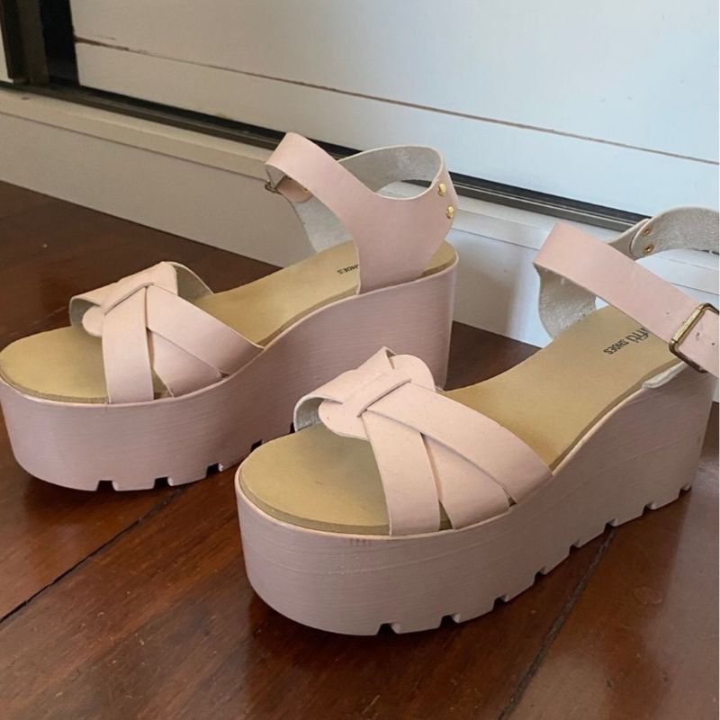 Sandália Tiras DAFITI SHOES Bege - Compre Agora