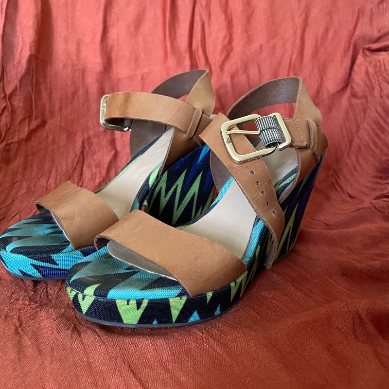 Sand lia de Salto Schutz Sand lia Feminina Schutz Usado 96209472