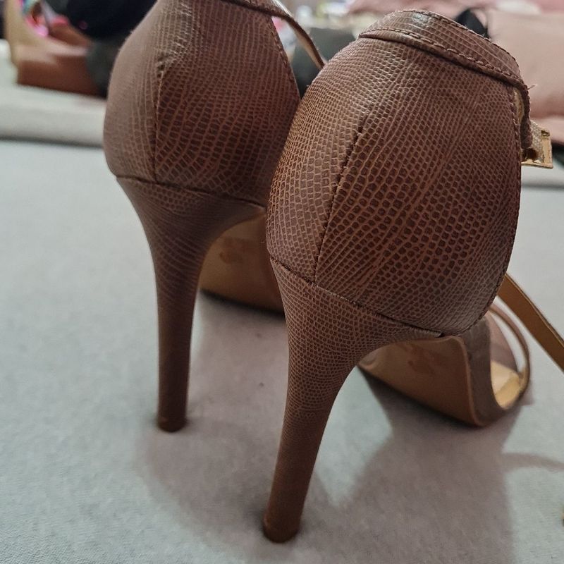 Sandália Dafiti Shoes Tiras Nude - Compre Agora