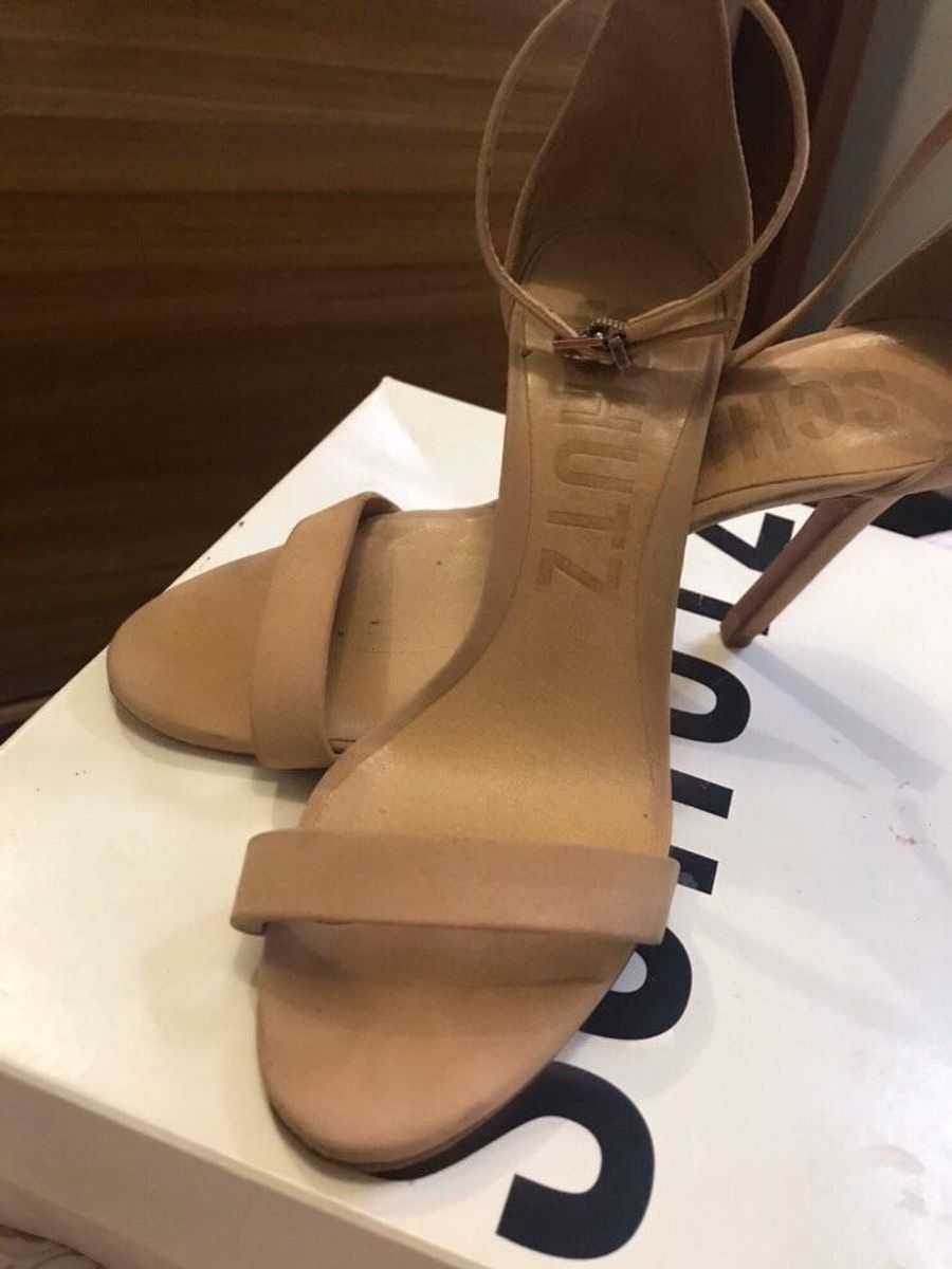 sandalia tirinha schutz