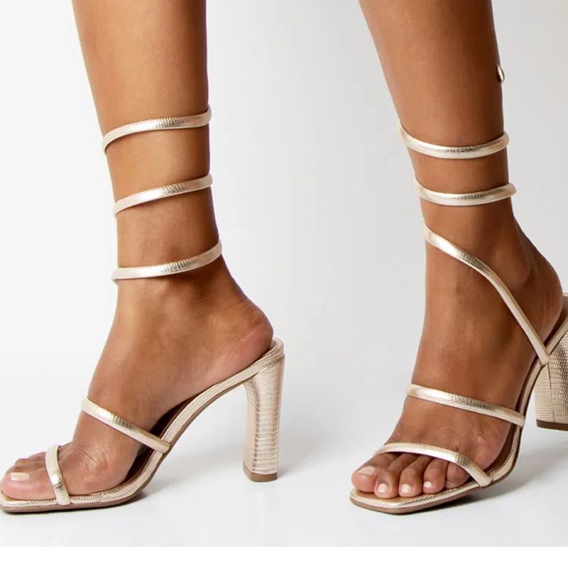 Sandália Dourada Mola Sandália Feminina Constance Usado 91175394