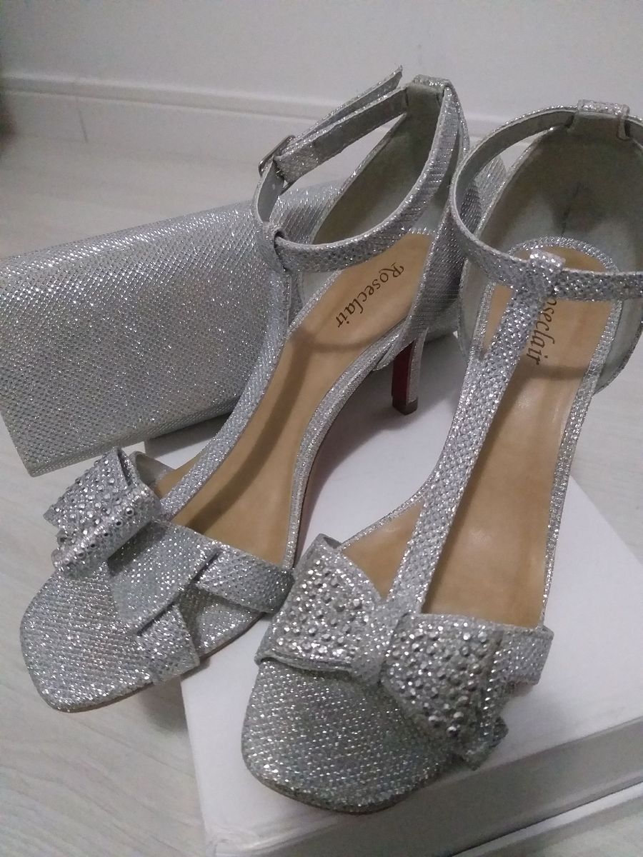 sandálias prateadas para casamento