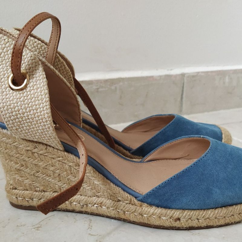 Espadrille best sale anabela arezzo