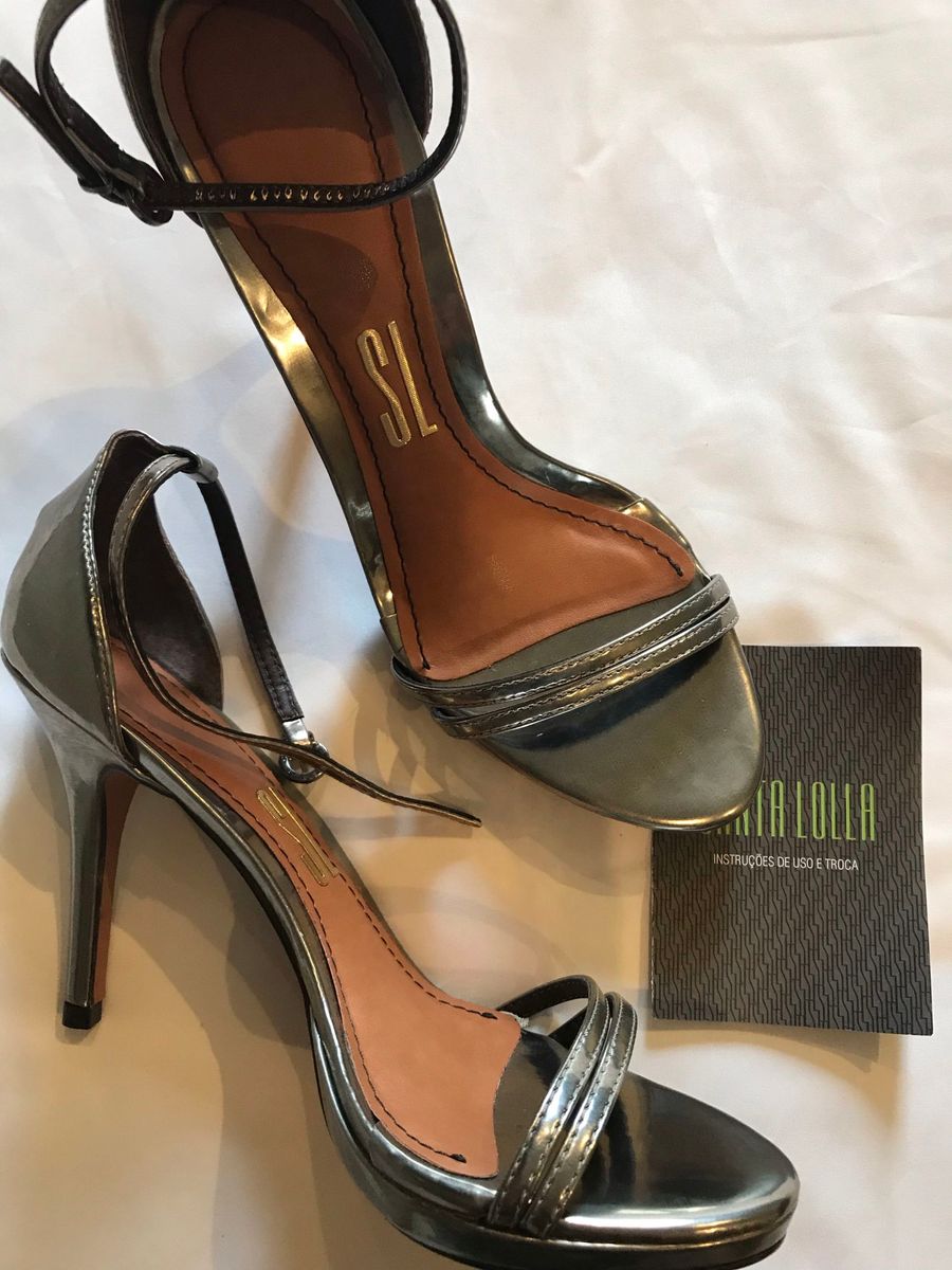 sandalia prata velha para festa