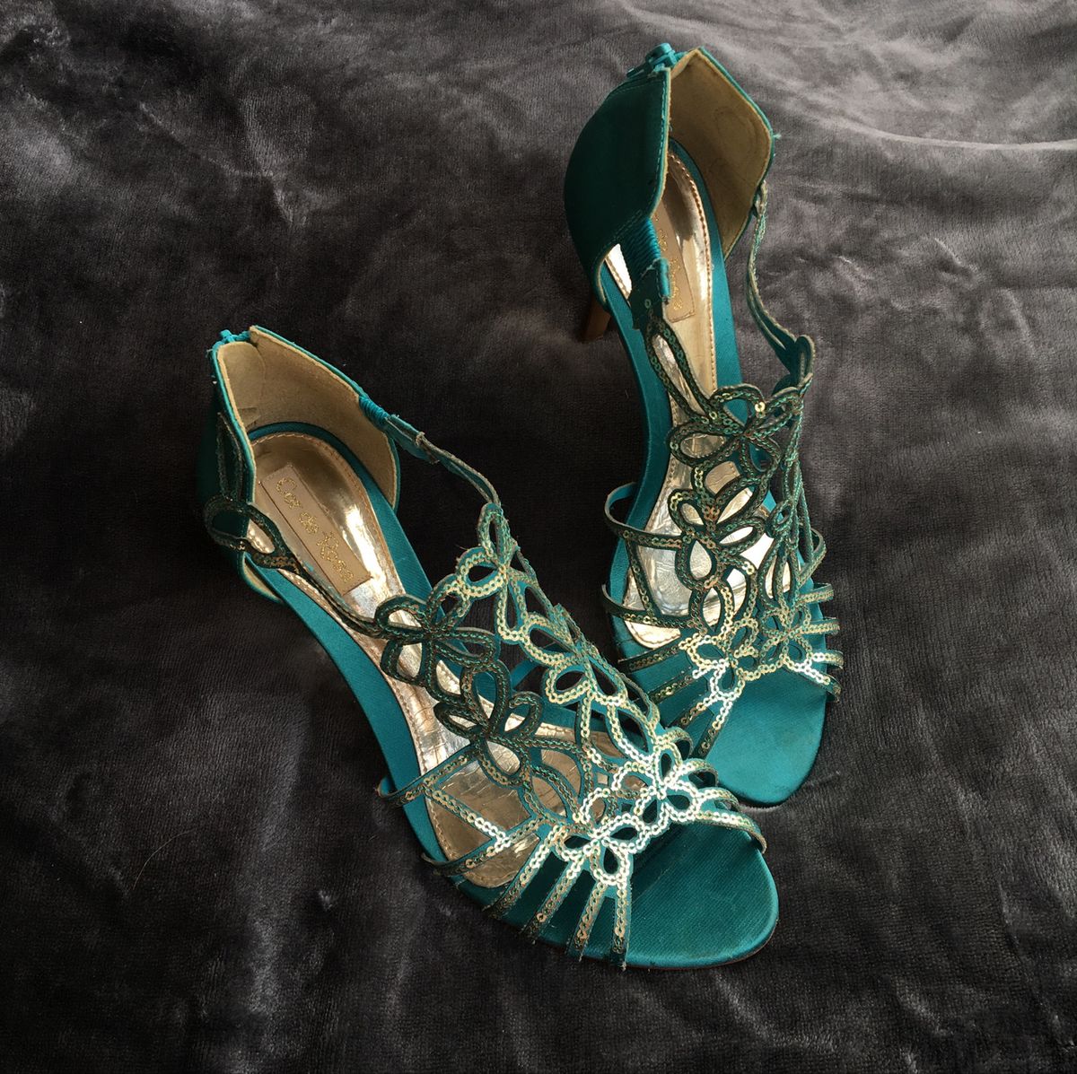 sandalia verde de festa