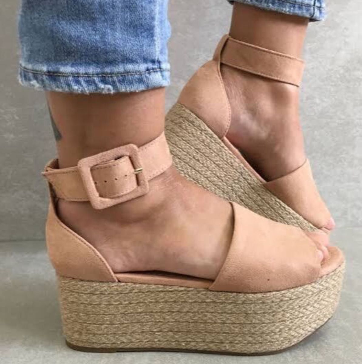 sandalia flatform alta