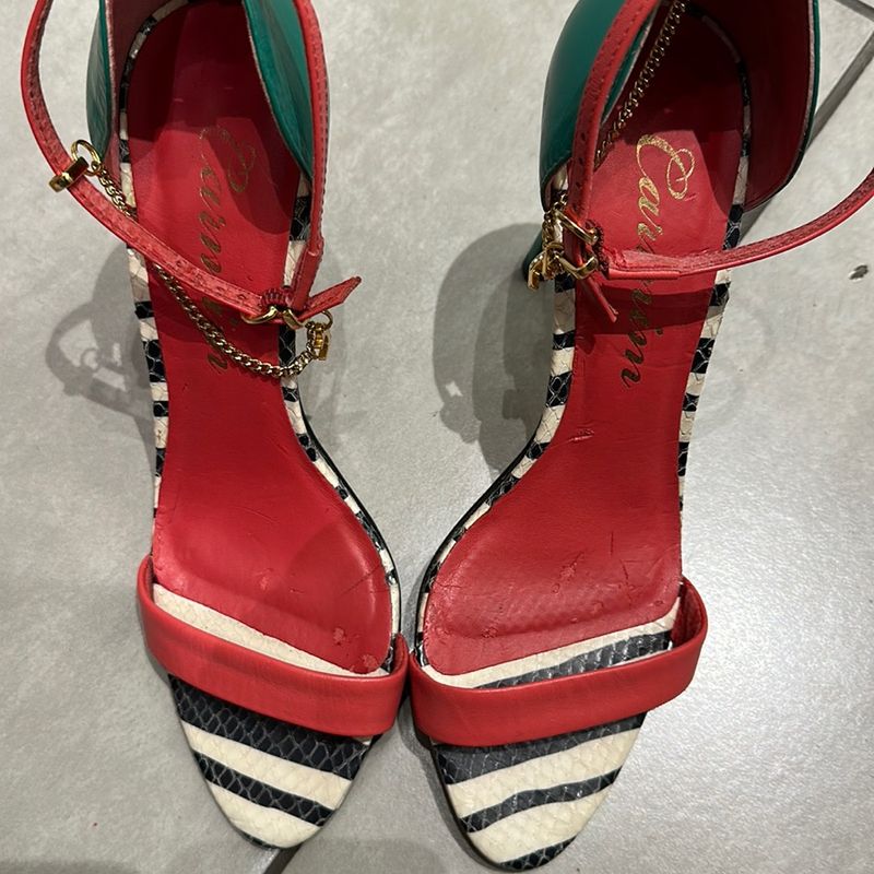 Sandalia gisele best sale sapatinho de luxo