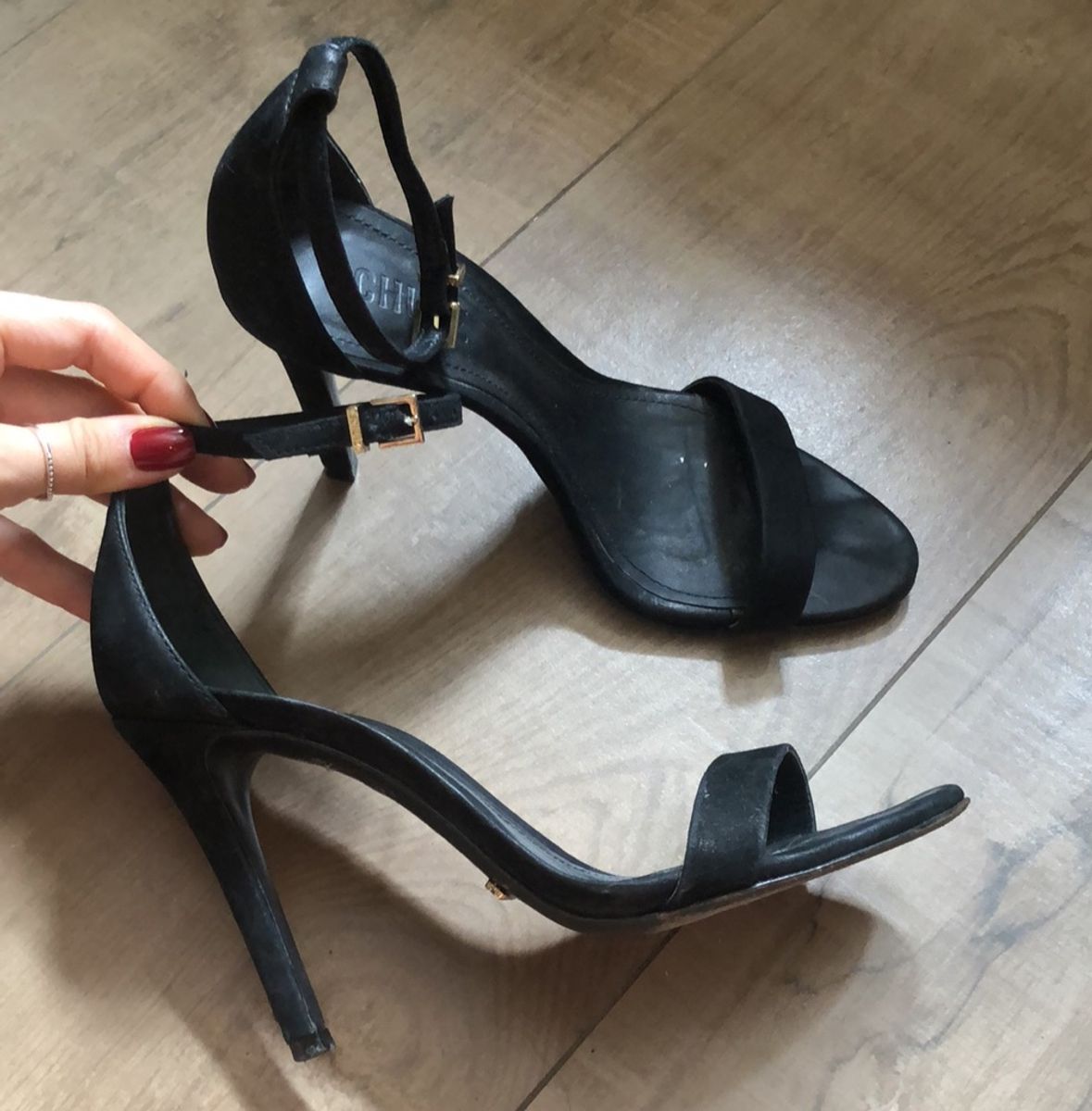 sandalia gisele schutz