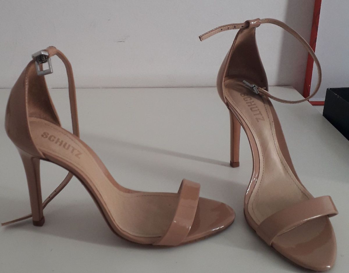 sandalia gisele schutz