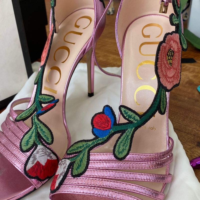 Chanclas discount gucci rosas