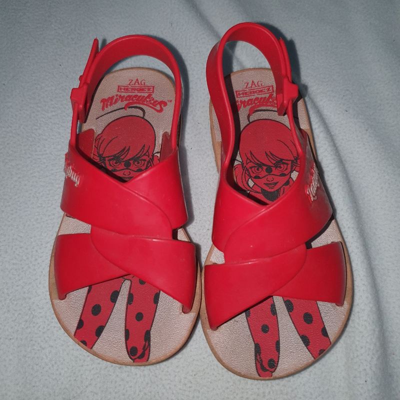 Sandália Infantil Feminina Ladybug Grendene Kids Calçado Infantil para  Meninas Grendene Usado 109587998 enjoei