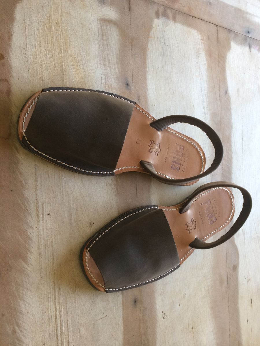 sandalia de marca masculina