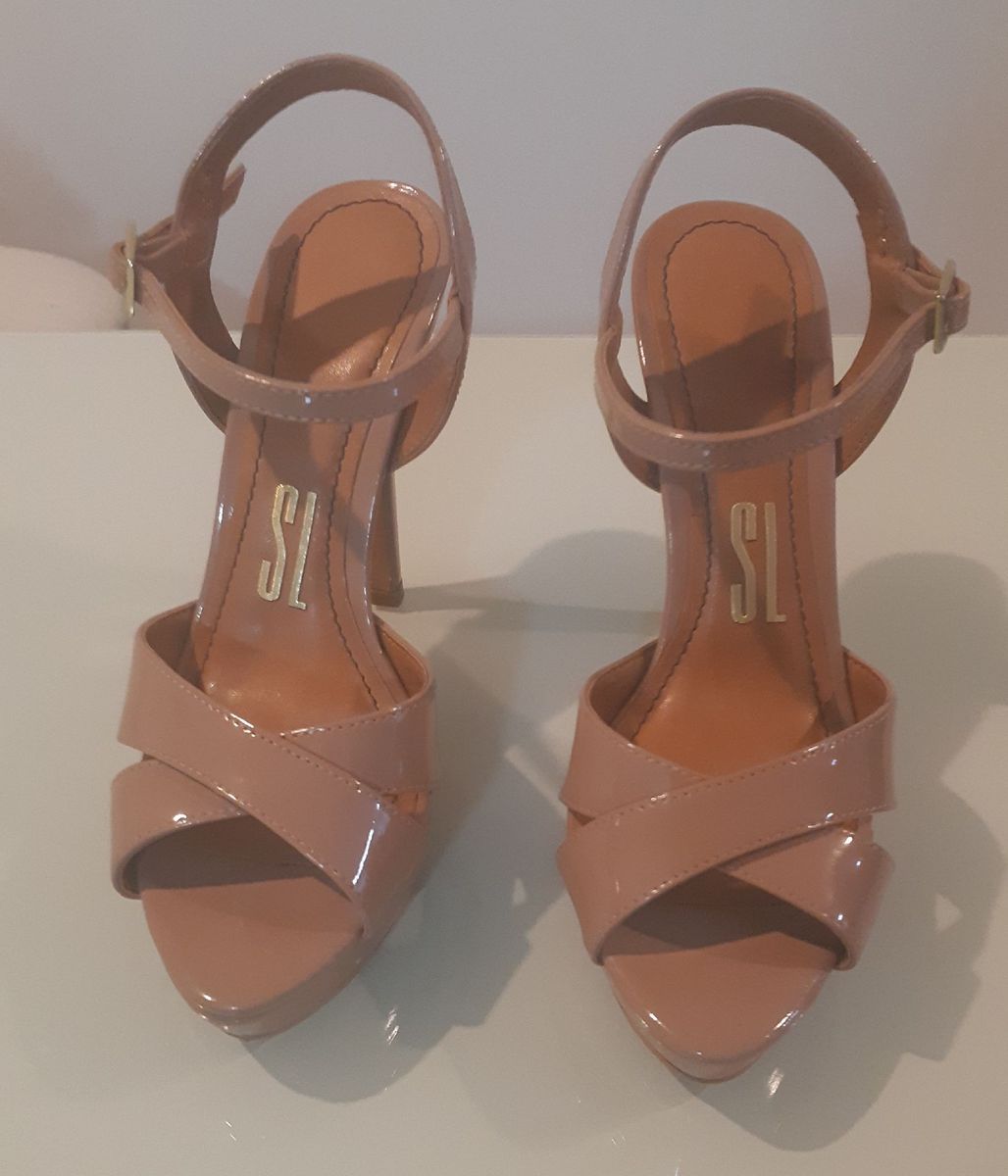 sandalia meia pata santa lolla