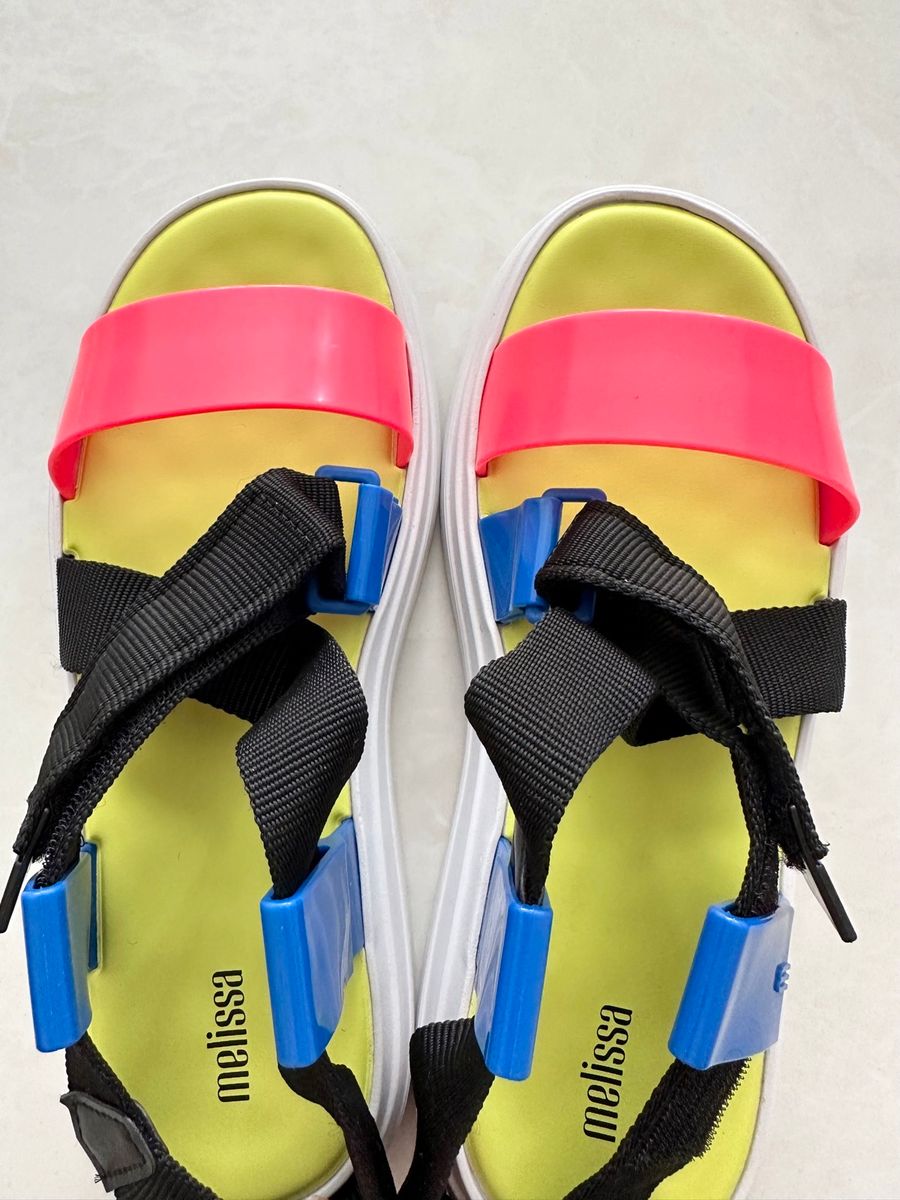 Sandalia 2024 melissa neon