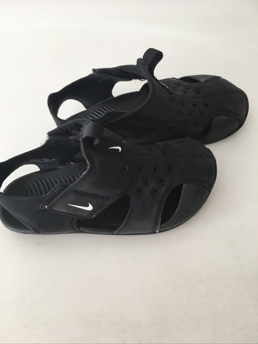 sandalia nike menino