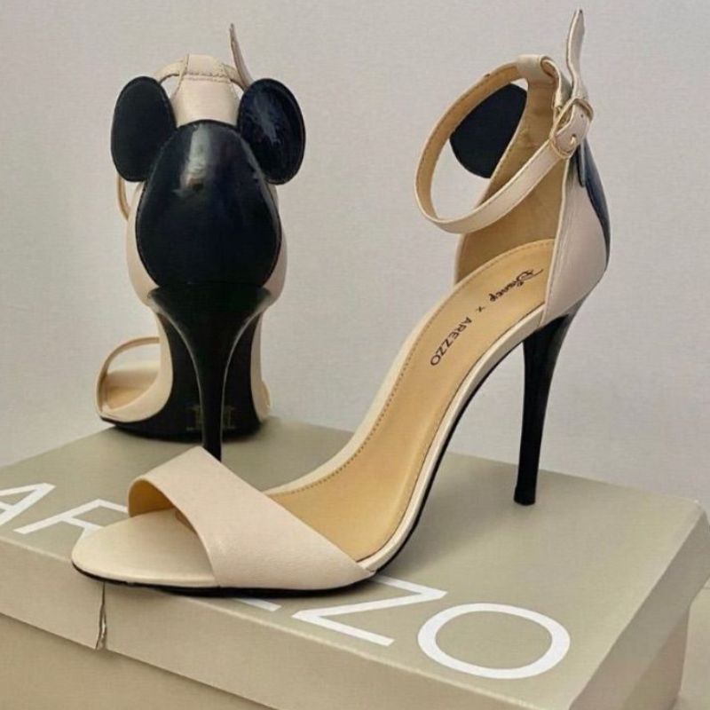 Sandalia arezzo hot sale disney