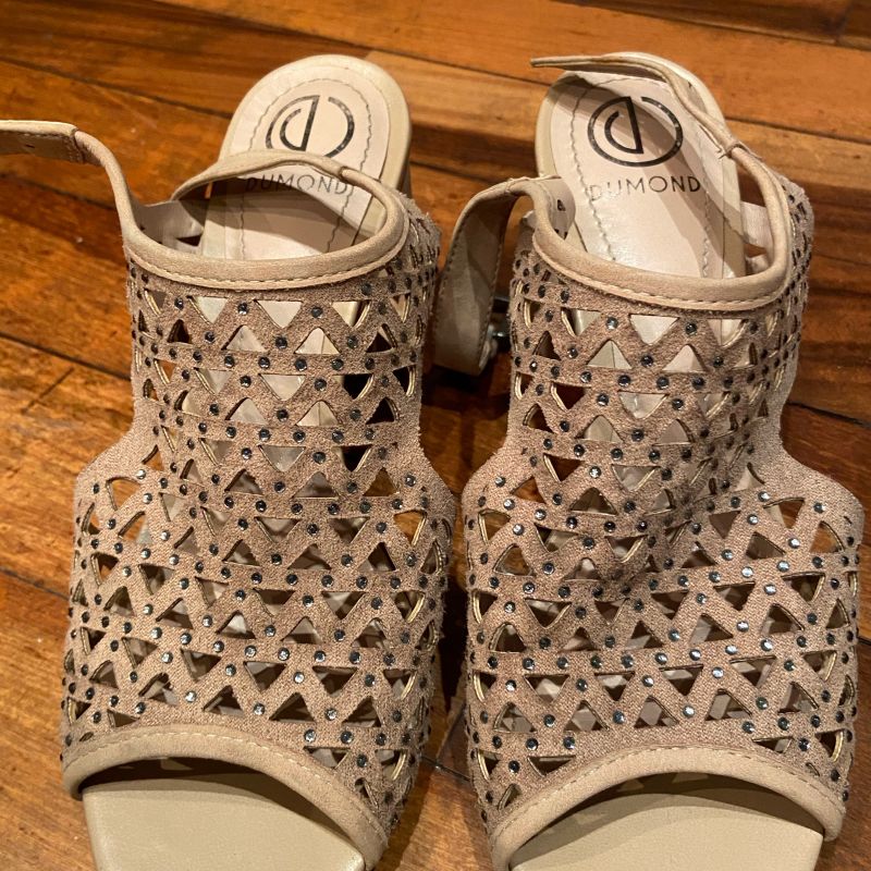 Sandalia Nude Camurça Salto Grosso Sandália Feminina Dumond