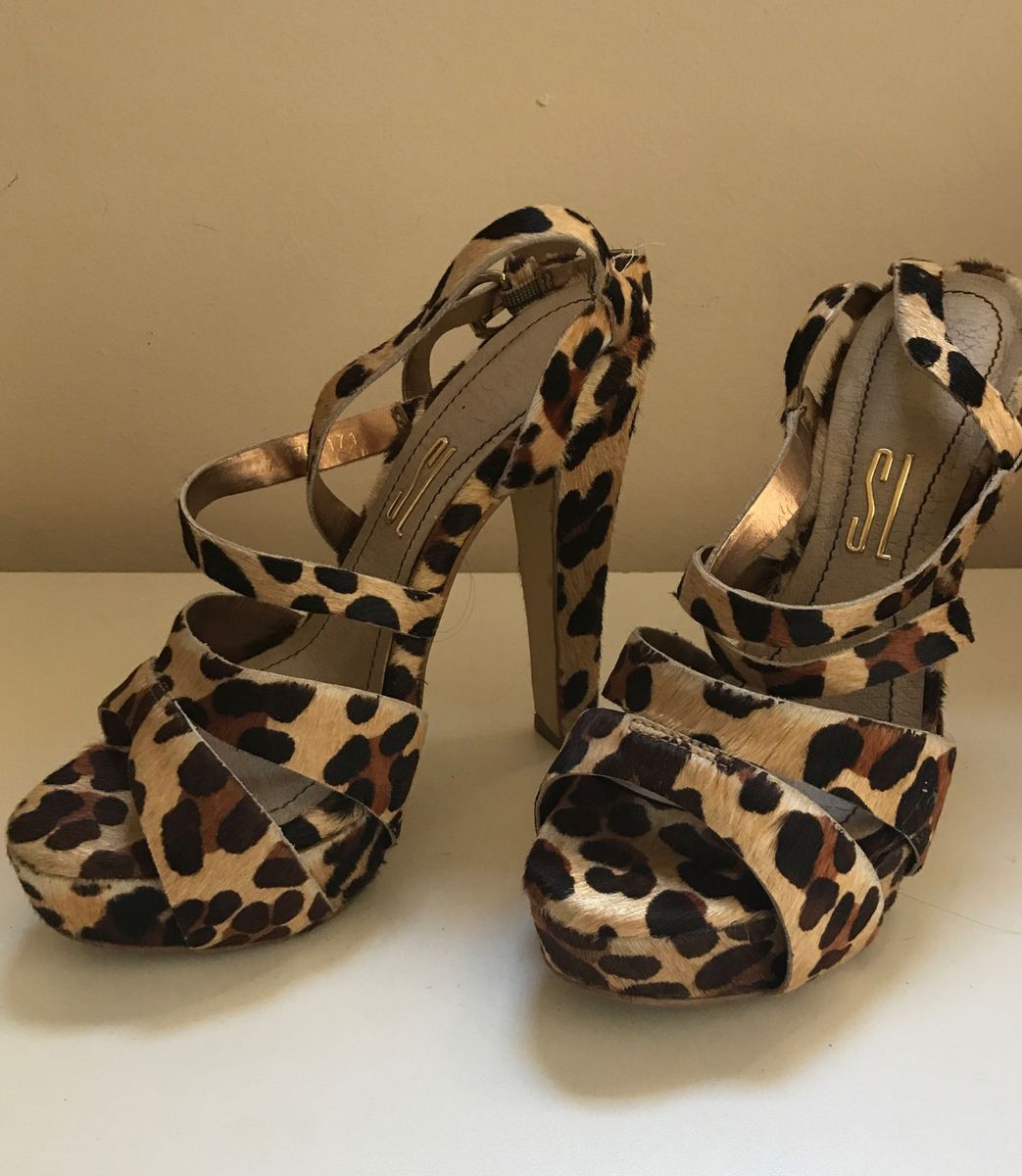 sandalia onça santa lolla