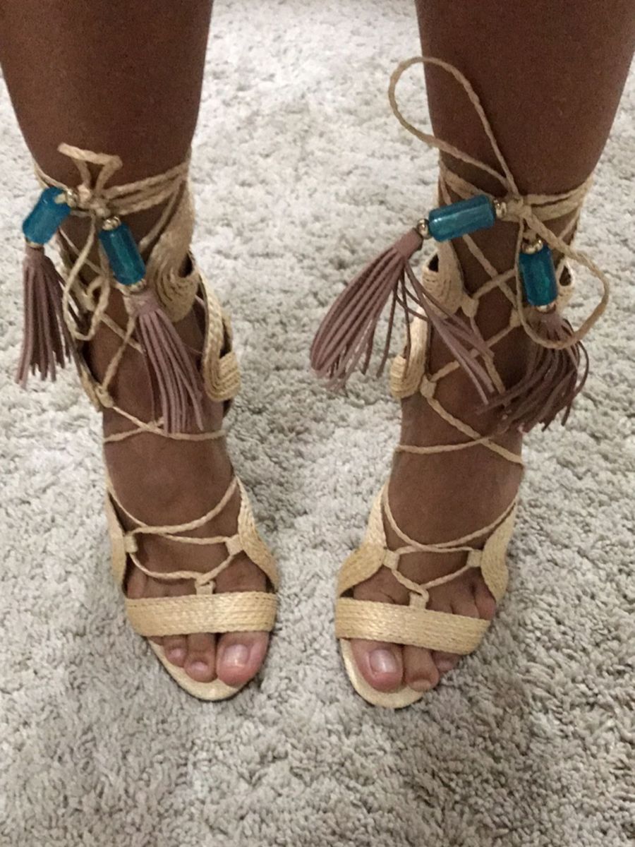 sandalia de palha arezzo