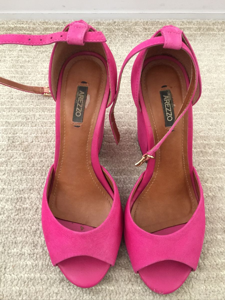 sandalia pink arezzo