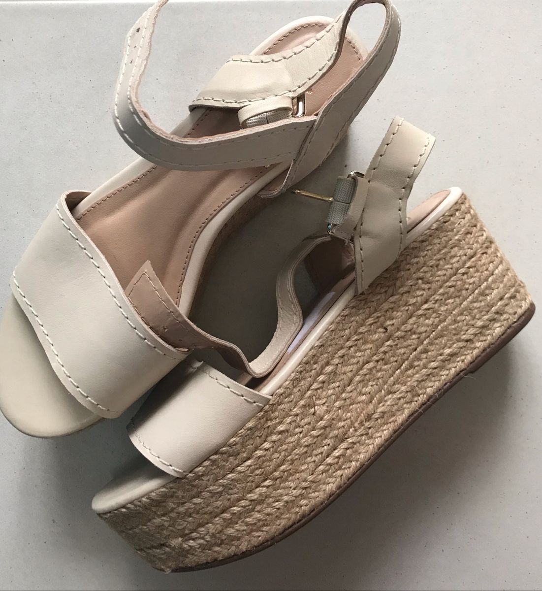 sandalia plataforma arezzo 2018