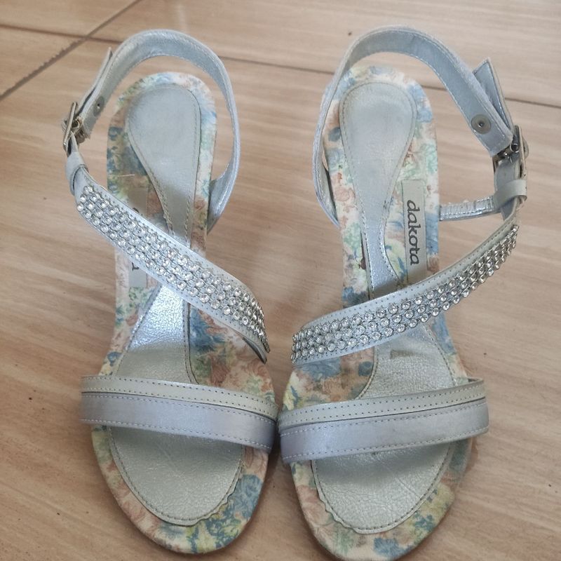 Sandália Prata Strass Dakota Usado 104770281 enjoei
