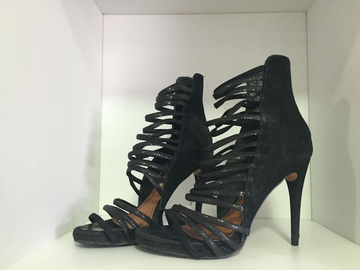 sandália santa lolla tiras preta