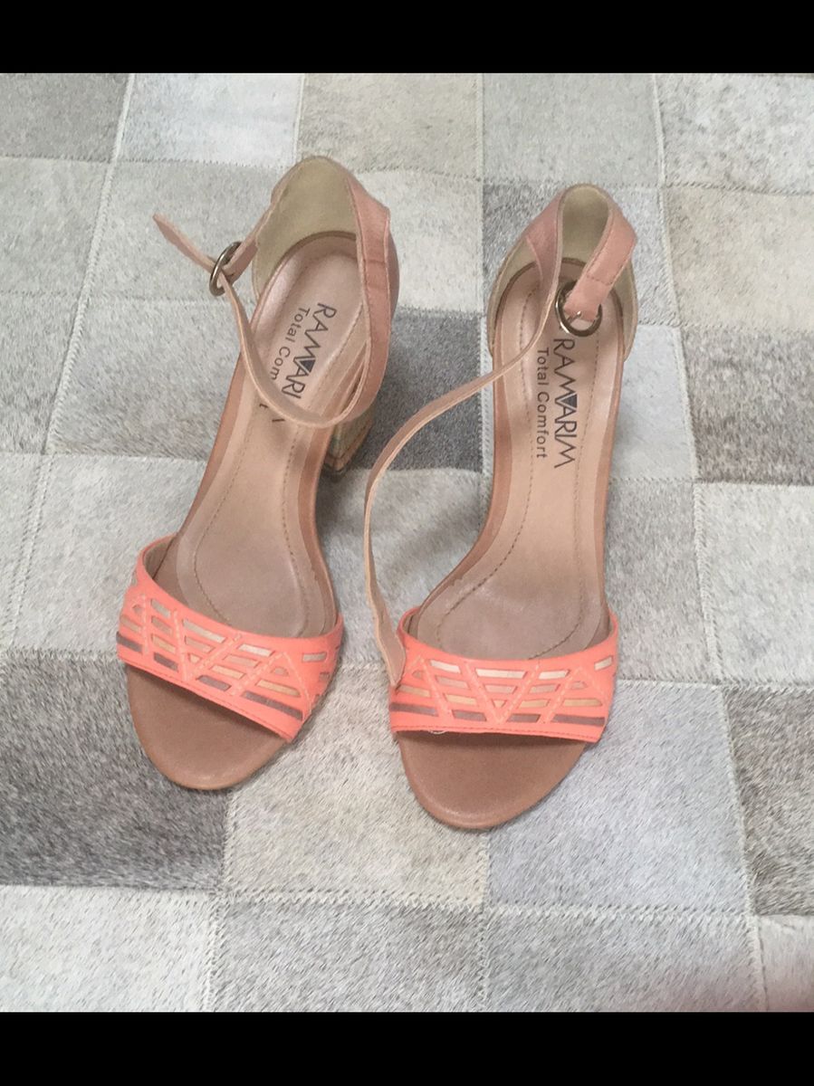 sandalia ramarim colorida