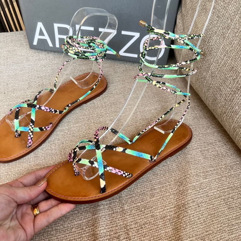 Sandália Rasteira Arezzo Cobra Colorida Amarração Couro Legítimo