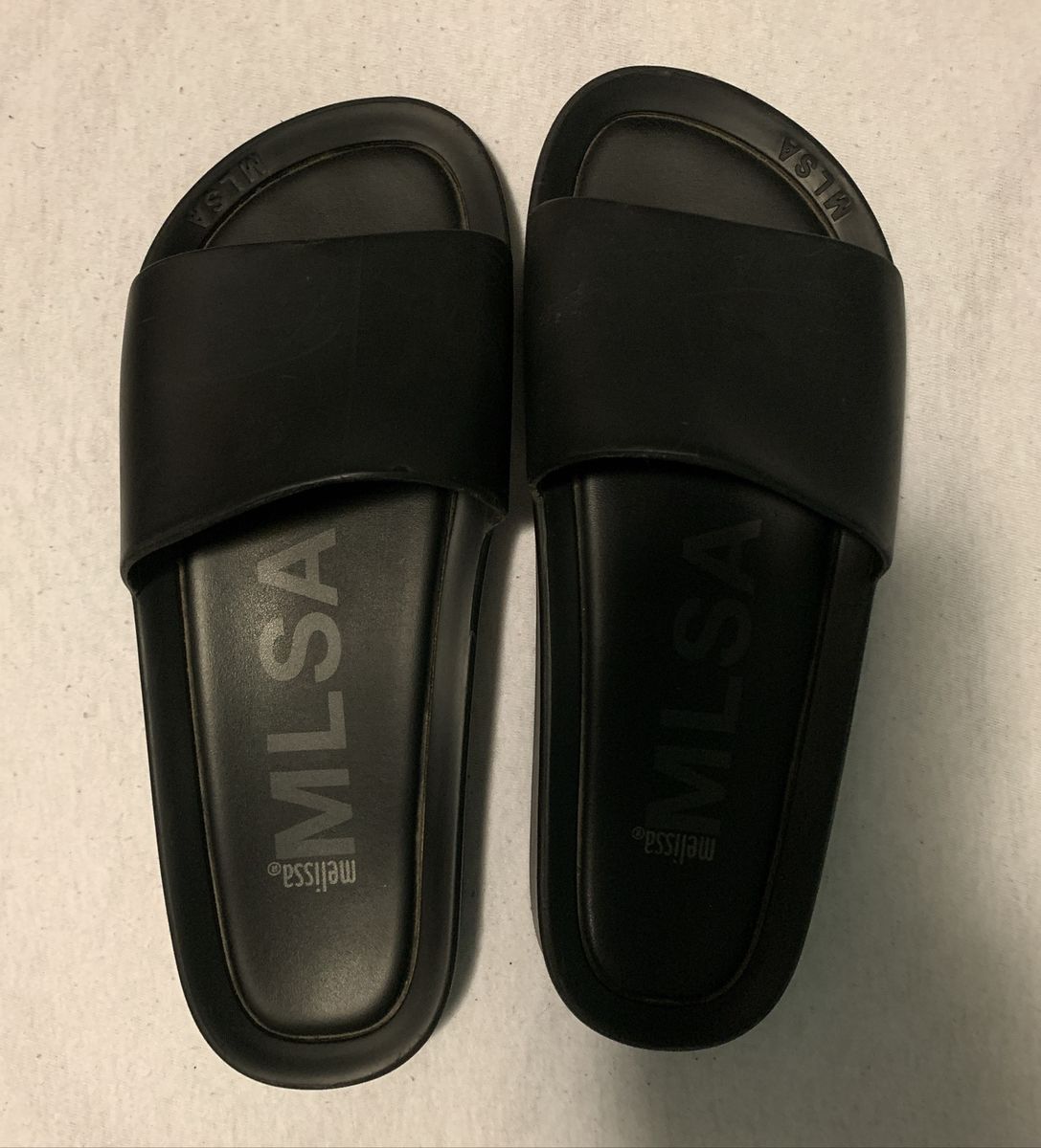 sandália rasteirinha melissa