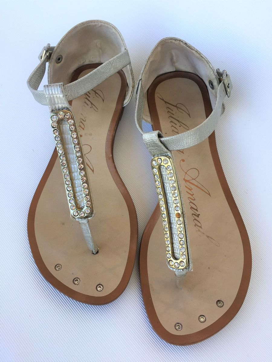 sandalia juliana amaral