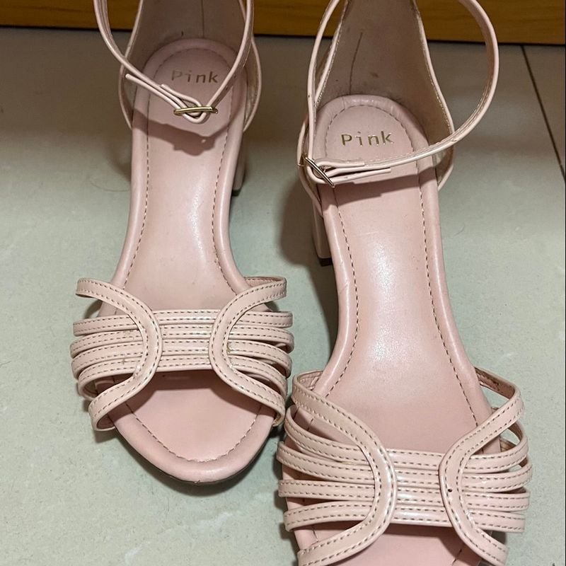 Sandalias best sale rosa clara