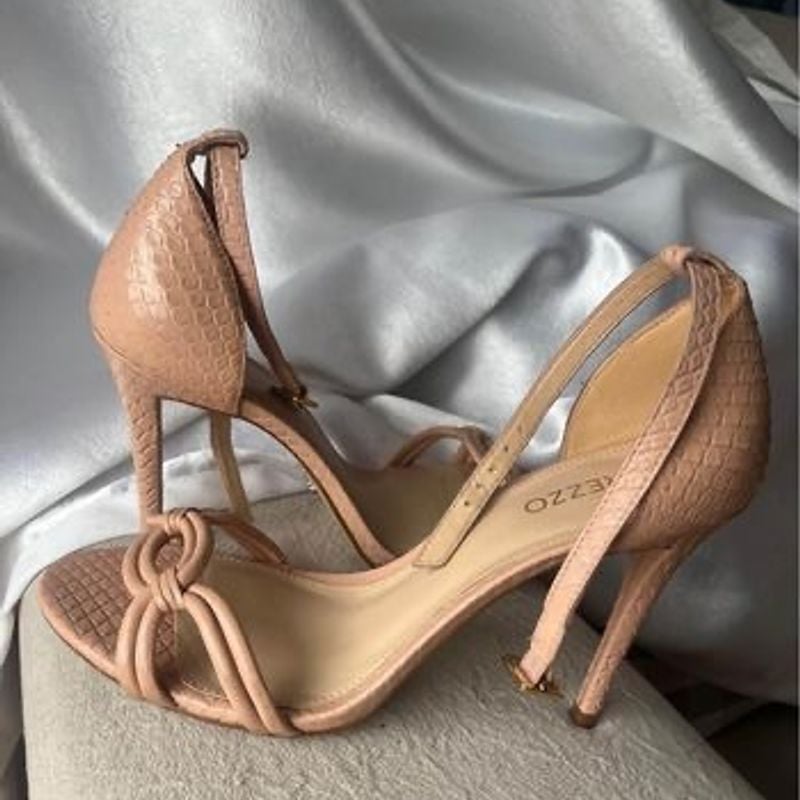 Sandalia salto best sale alto nude