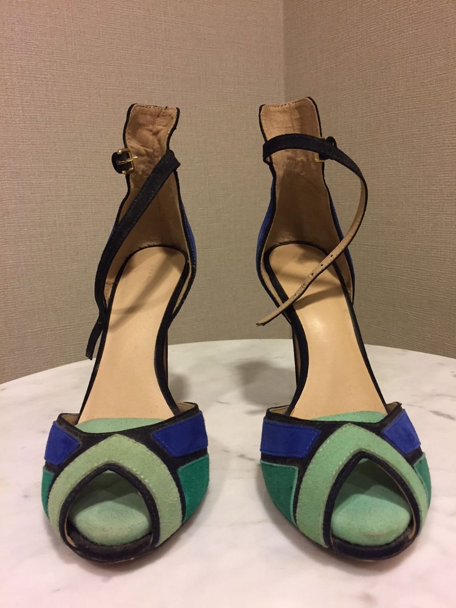 sandalia verde salto alto