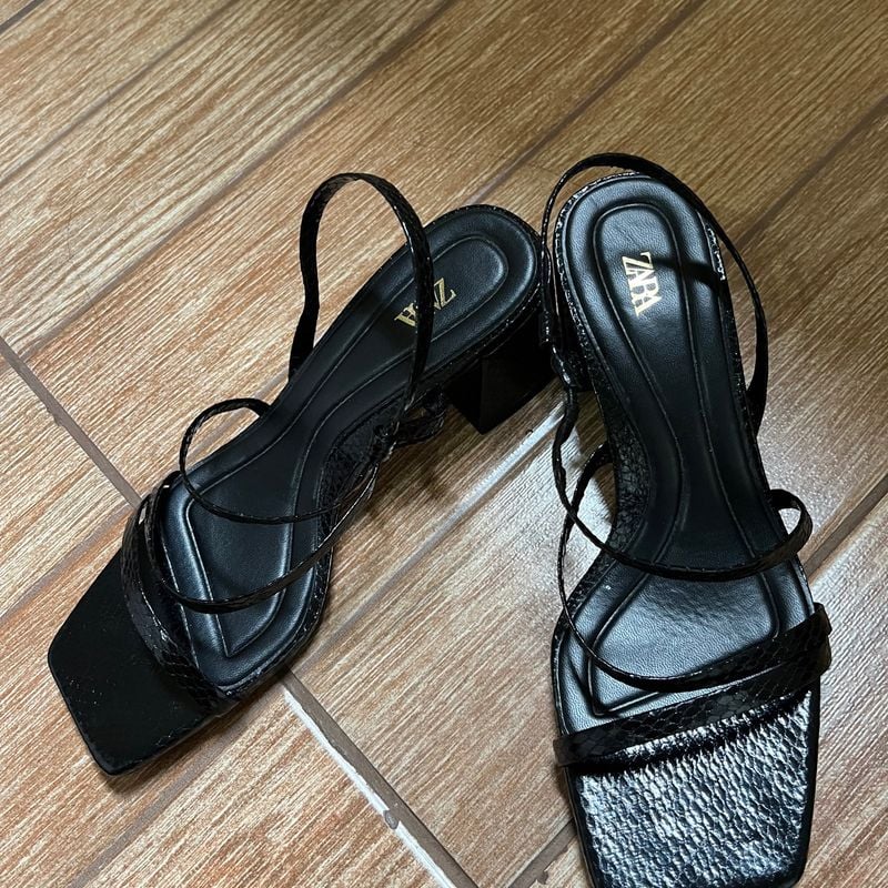 Sandália Salto Baixo Grosso Zara Preta Sandália Feminina Zara