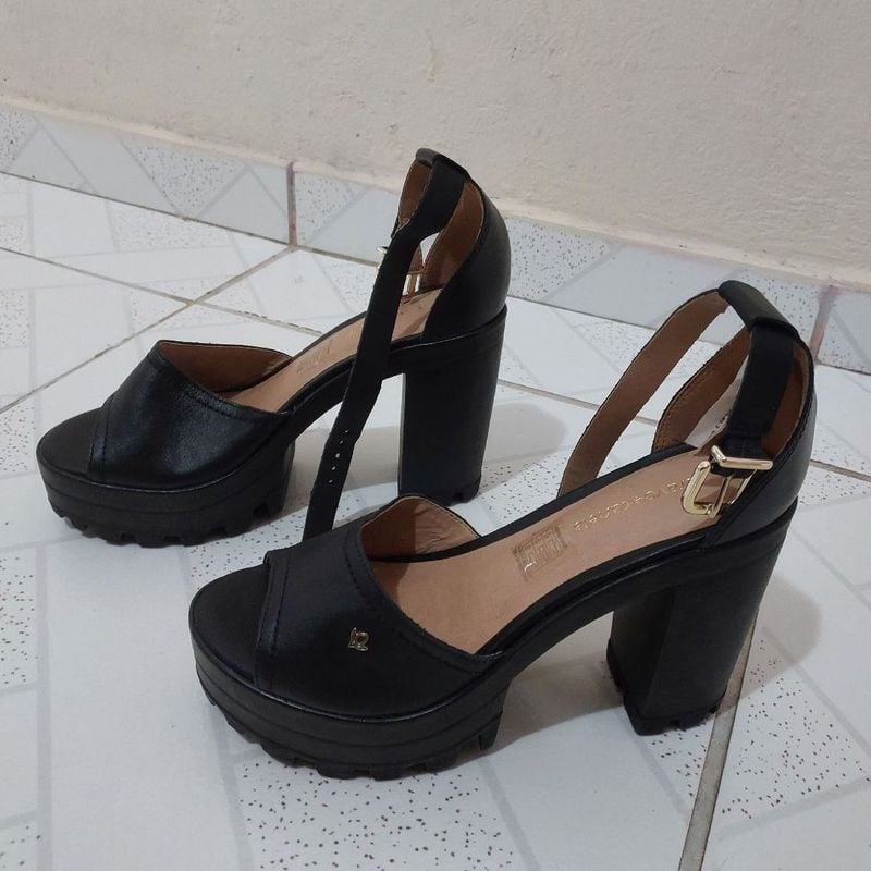 Sandália Tratorada Cravo E Canela Nunca Usado 95607337 enjoei