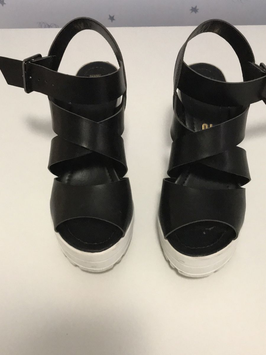 sandalia tratorada santa lolla