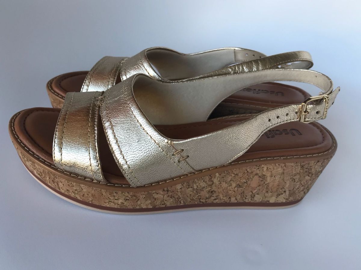 sandália feminina usaflex dourada