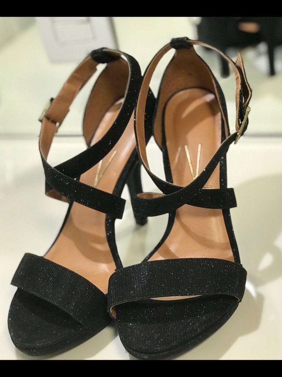 sandália vizzano super alta