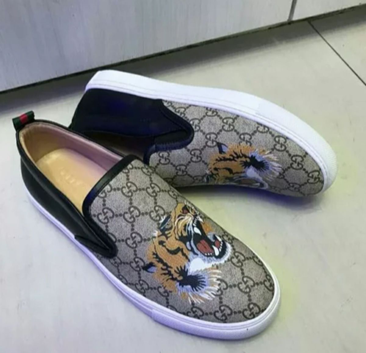 sapatenis gucci original