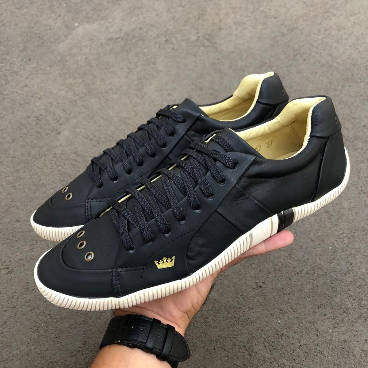 tenis osklen preto masculino