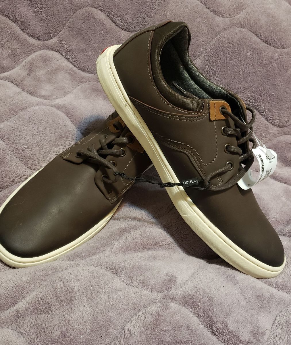 tenis preto masculino riachuelo