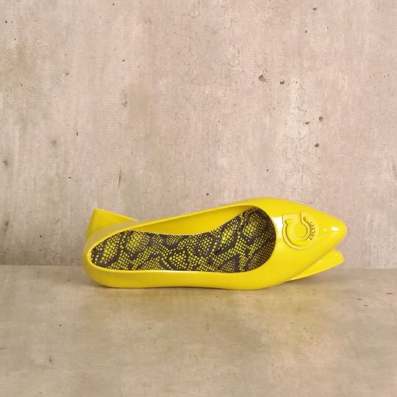 Sapatilha Amarela Neon Colcci Sapatilha Feminina Colcci Usado