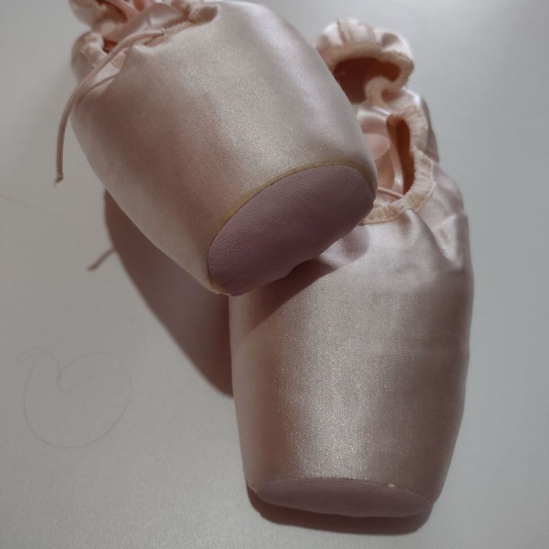 Sapatilha Ballet de Ponta Capezio Partner Estudante 183, Moda Esportiva  Feminina Capézio Nunca Usado 89949846