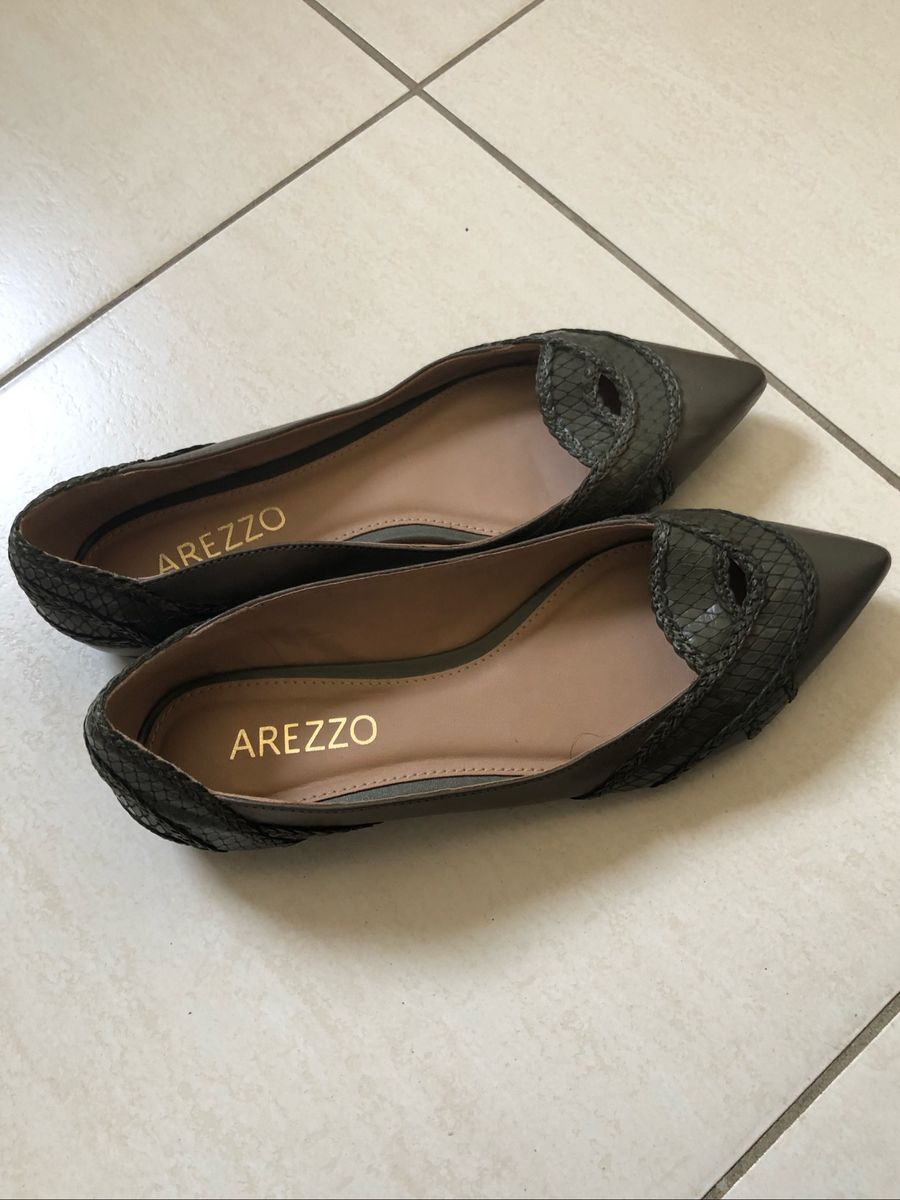 sapatilha bico fino arezzo