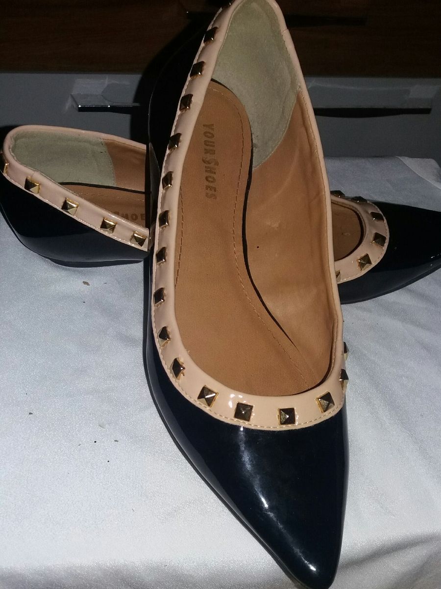 sapatilha estilo valentino