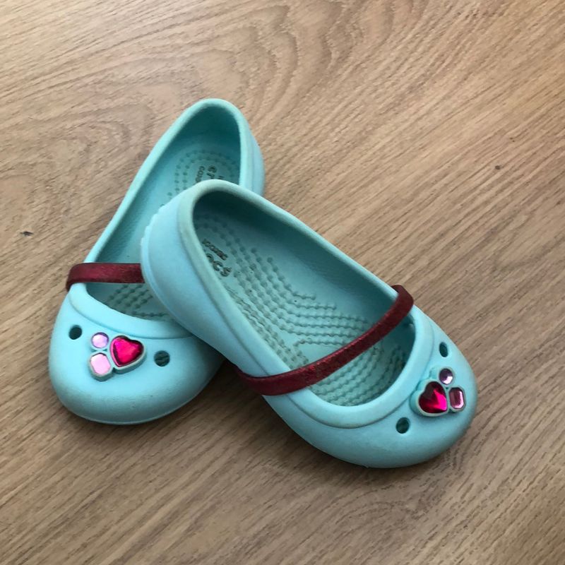 Sapatilha best sale crocs infantil