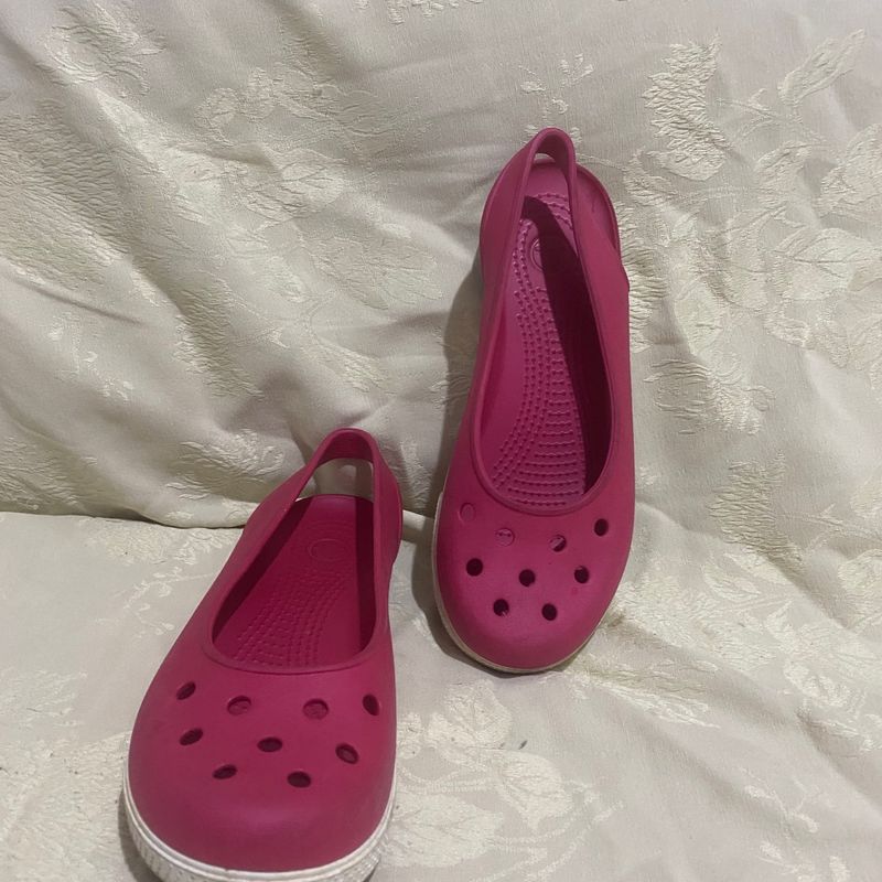 Sapatilha store da crocs