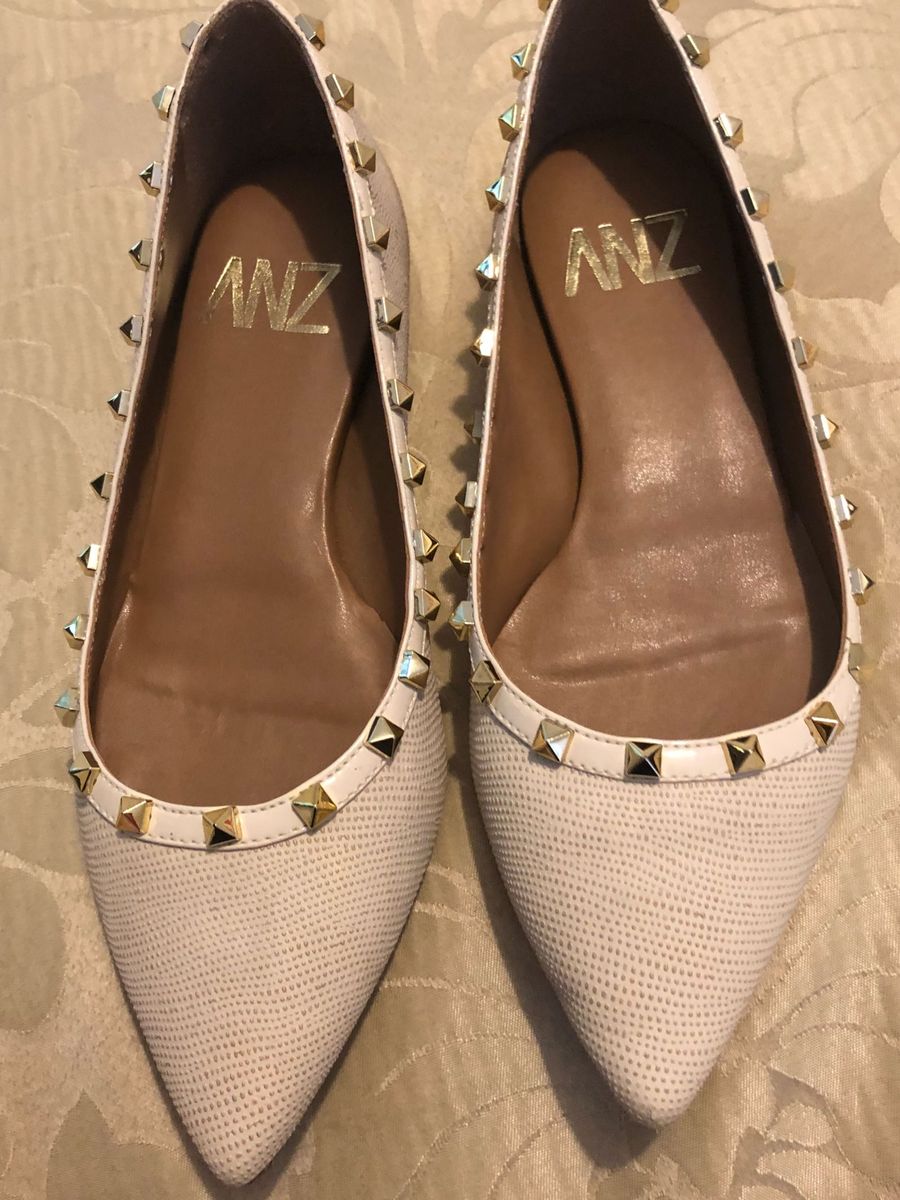 sapatilha estilo valentino