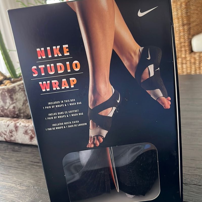 Nike studio cheap wrap shoes